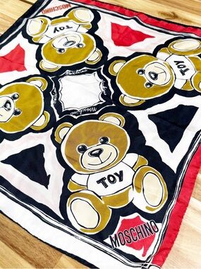 Moschino Teddy Bear Toy Silk Logo Pink Red Square Graphic Print Scarf NEW